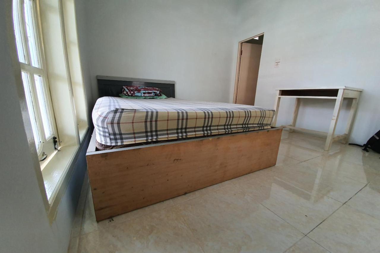 New Fatimah Guest House Syariah Bukittinggi Buitenkant foto